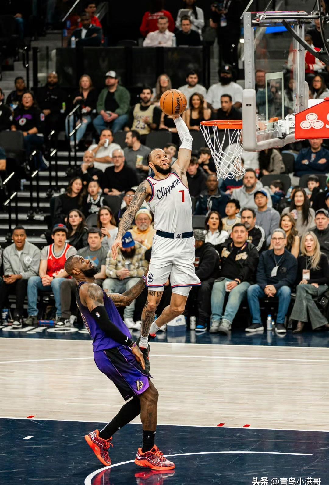 熊猫app下载 -关于洛杉矶湖人训练开放日，转会期单刀错失引欢呼，CBA季后赛在即，纪律约束更严格的信息